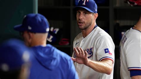 Scherzer roughed up by Astros in return from injury, leaving with Rangers down 5 in loss